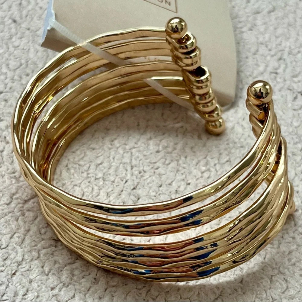 14th Union Gold-Tone Bangle Bracelet 10$